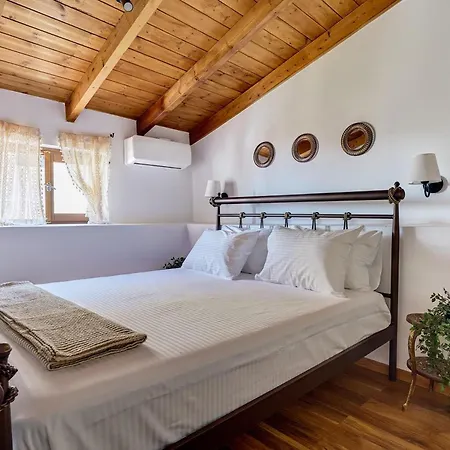 Vasileios Moments דירה