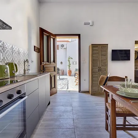 Vasileios Moments עיר רודוס