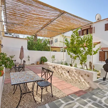 Vasileios Moments アパート *